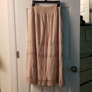 Dress Barn lace trimed skirt